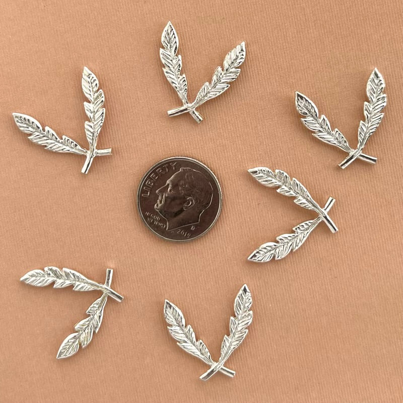 Cast Feather Cabochon Border